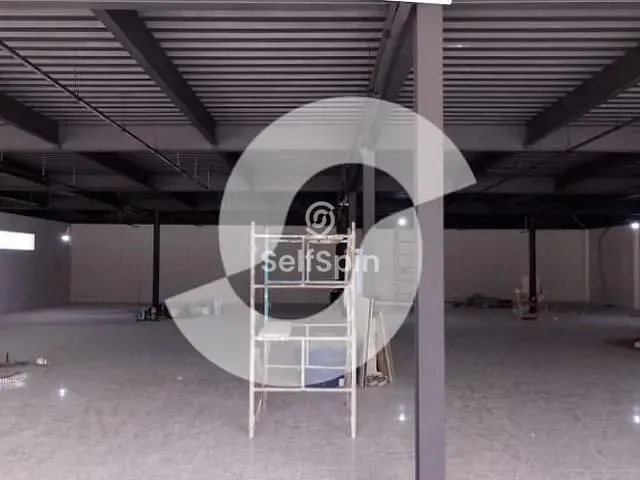 Loja com 1400m², para alugar, no bairro Piratininga em Niterói