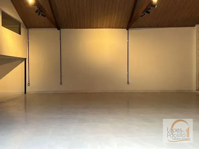 Loja com 89m², à venda, no bairro Vila Carvalho em Atibaia