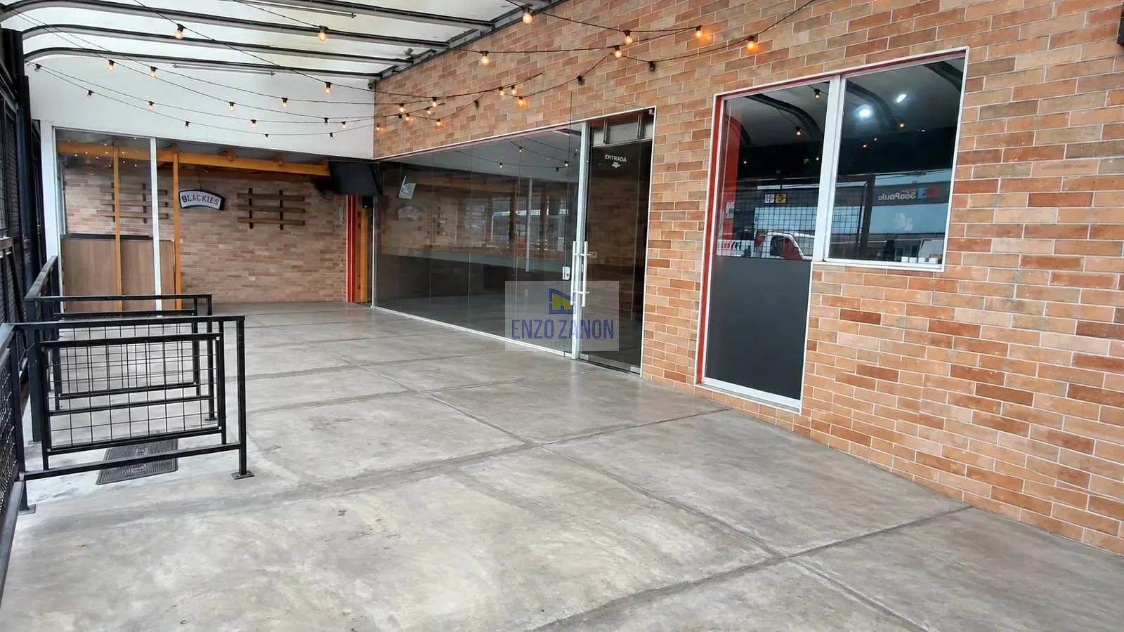 Loja-Salão, 157 m² - Foto 1