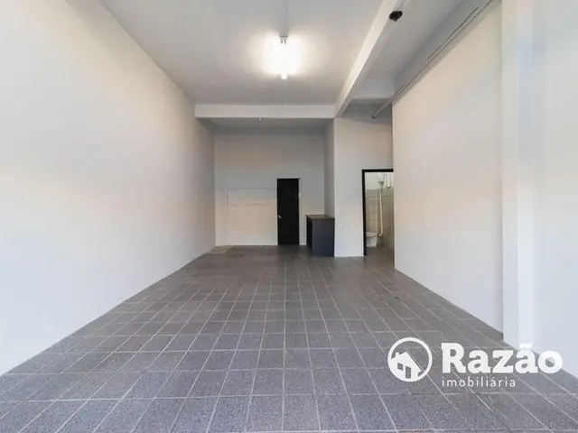 Loja para alugar, no bairro Boqueirão em Curitiba