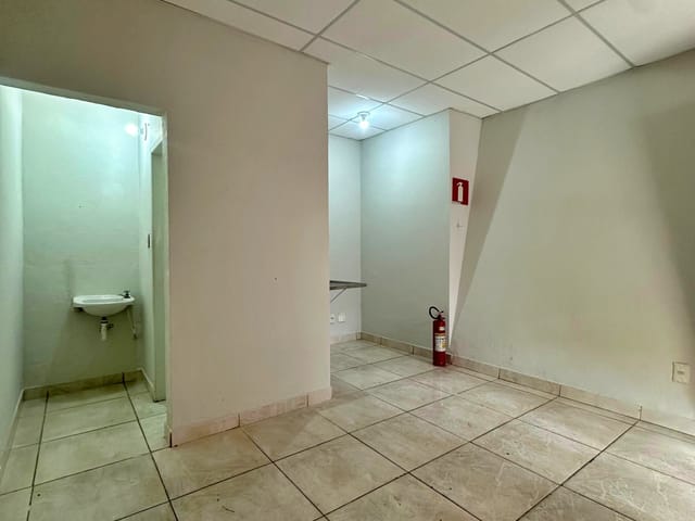 Foto do Loja - Loja para locação com 26 metros e 1 banheiro, Planalto, Belo Horizonte, MG | Deltalar Imóveis