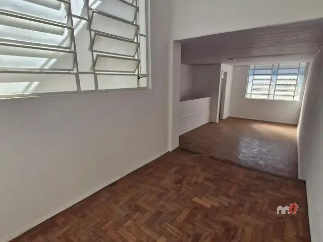 Loja para alugar, no bairro Alto da Serra em Petrópolis