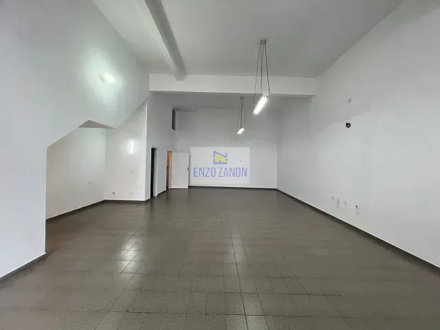 Loja para alugar, no bairro Ferrazópolis em São Bernardo do Campo