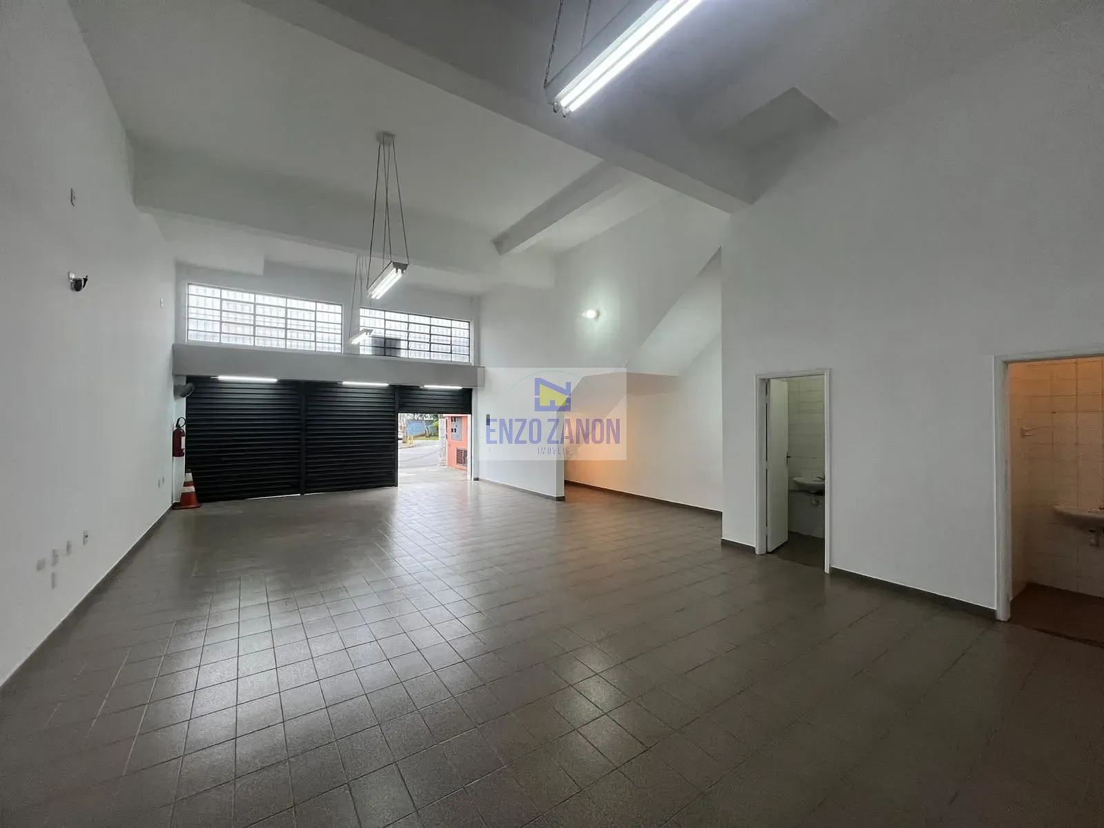 Loja-Salão, 100 m² - Foto 1