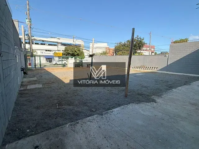 Loja para alugar, no bairro Mata da Praia em Vitória