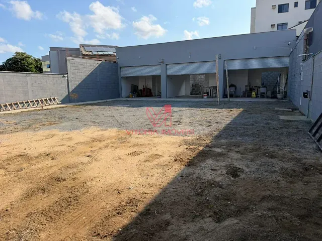 Loja para alugar, no bairro Mata da Praia em Vitória