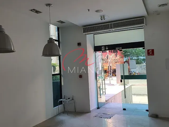 Loja com 418m², à venda ou para alugar, no bairro Vila Olímpia em São Paulo
