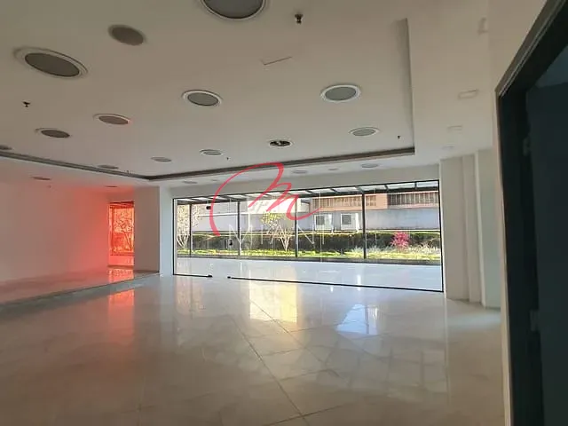 Loja com 418m², à venda ou para alugar, no bairro Vila Olímpia em São Paulo