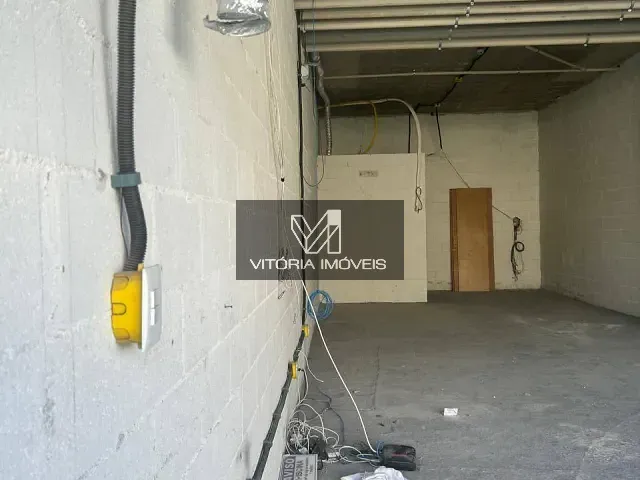 Loja com 81m², para alugar, no bairro Jardim Camburi em Vitória
