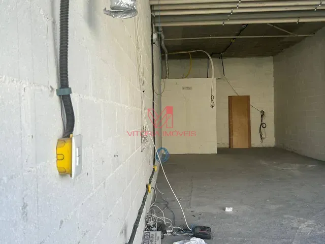 Loja com 61m², para alugar, no bairro Jardim Camburi em Vitória
