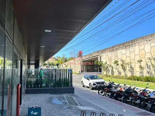 Loja para alugar, no bairro Jardim Camburi em Vitória