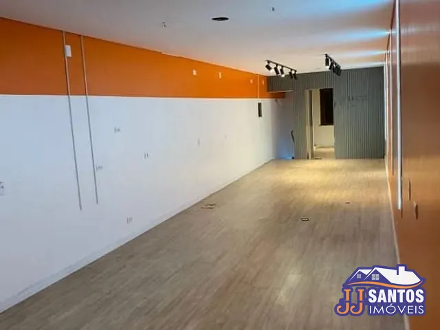 Loja com 107m², à venda ou para alugar, no bairro Brás em São Paulo
