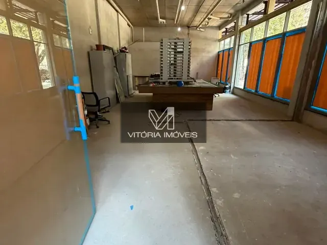 Loja para alugar, no bairro Praia da Costa em Vila Velha