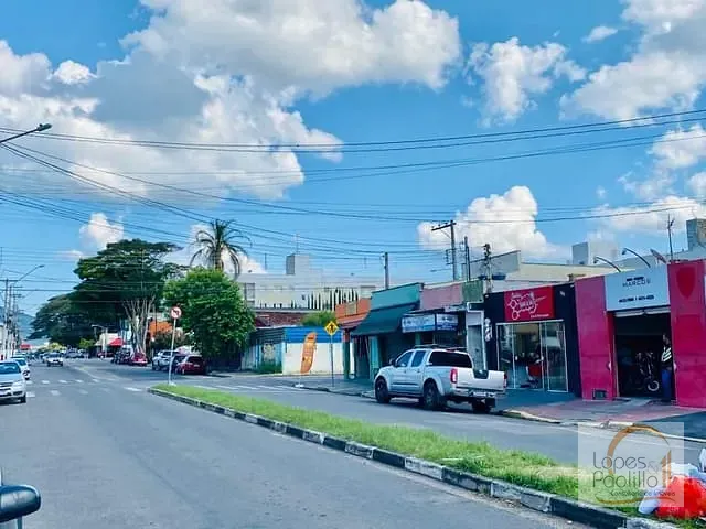 Loja com 500m², à venda, no bairro Alvinópolis em Atibaia