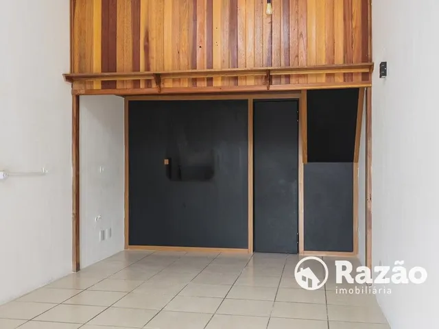 Loja para alugar, no bairro Bom Retiro em Curitiba