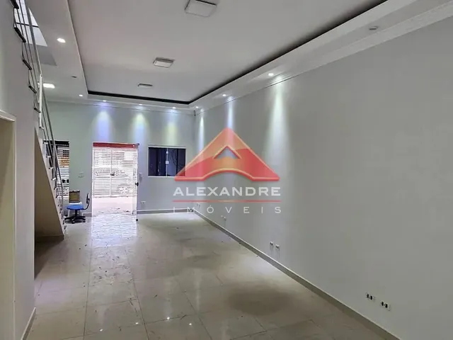 Loja com 150m², para alugar, no bairro Vila Industrial em São José Dos Campos