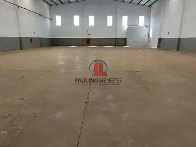 Loja com 927m², para alugar, no bairro Parque Industrial Souza Queiroz em Limeira