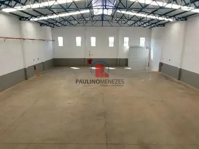 Loja com 927m², para alugar, no bairro Parque Industrial Souza Queiroz em Limeira