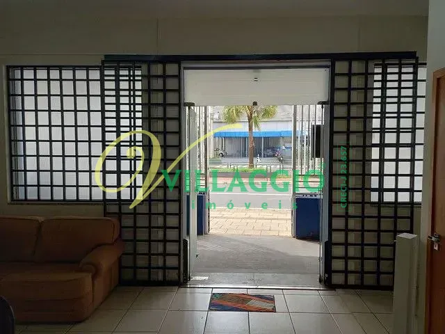 Loja com 700m², para alugar, no bairro Centro em São José do Rio Preto