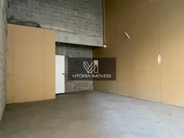 Loja para alugar, no bairro Jardim Camburi em Vitória