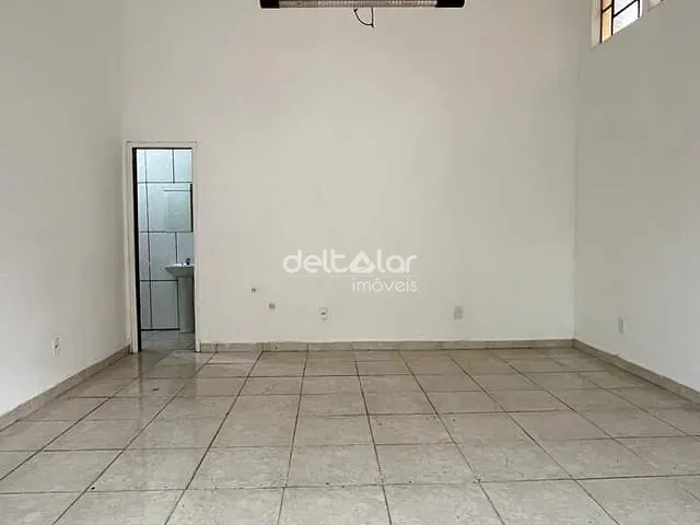 Loja com 32m², para alugar, no bairro Vila Cloris em Belo Horizonte