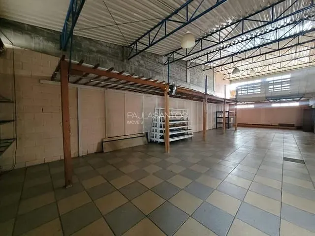 Loja com 300m², à venda, no bairro Jardim Faculdade em Sorocaba