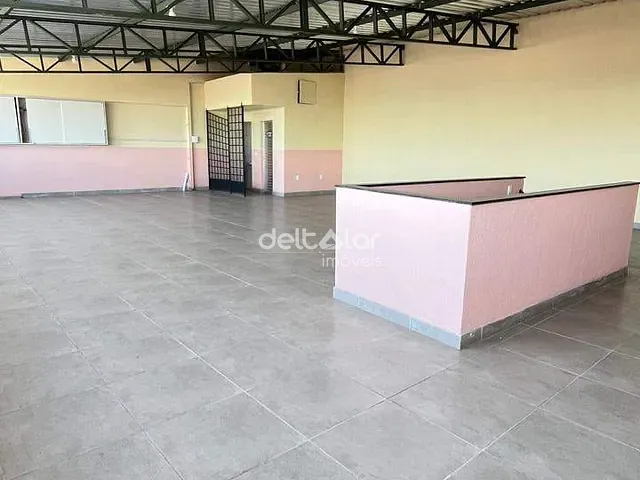 Loja com 141m², para alugar, no bairro Rio Branco em Belo Horizonte