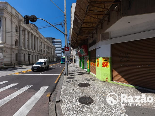 Loja para alugar, no bairro Centro em Curitiba