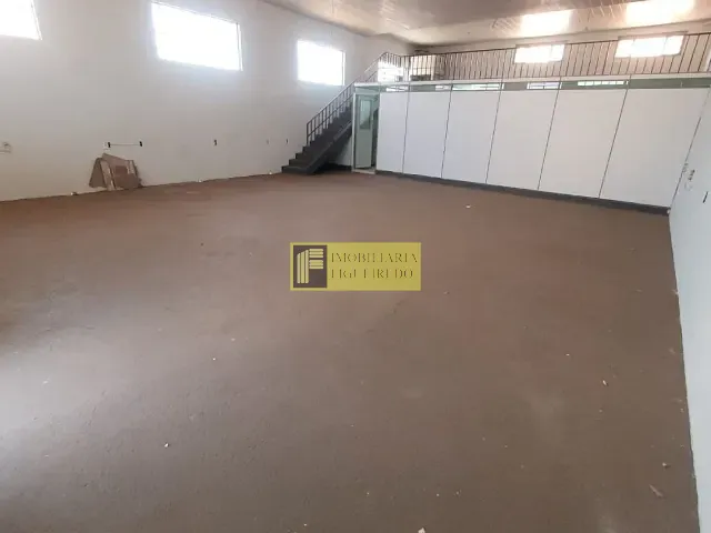 Loja com 220m², para alugar, no bairro Jardim Alto Alegre em São José do Rio Preto