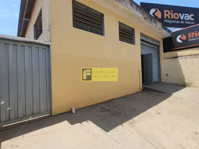 Loja com 220m², para alugar, no bairro Jardim Alto Alegre em São José do Rio Preto