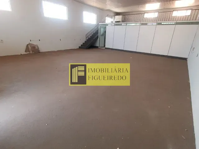 Loja com 220m², para alugar, no bairro Jardim Alto Alegre em São José do Rio Preto