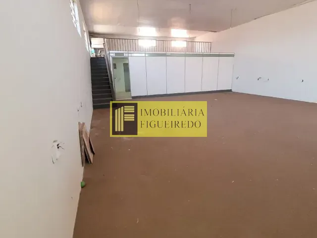 Loja com 220m², para alugar, no bairro Jardim Alto Alegre em São José do Rio Preto