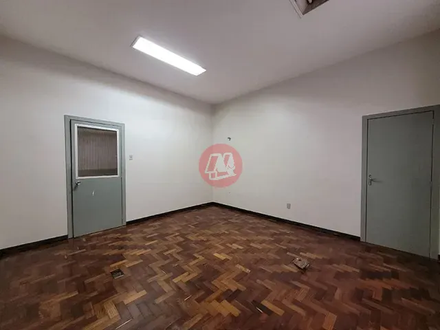 Loja para alugar, no bairro Centro Histórico em Porto Alegre