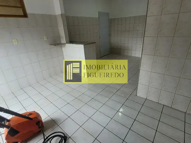 Loja com 25m², para alugar, no bairro Solo Sagrado I em São José do Rio Preto