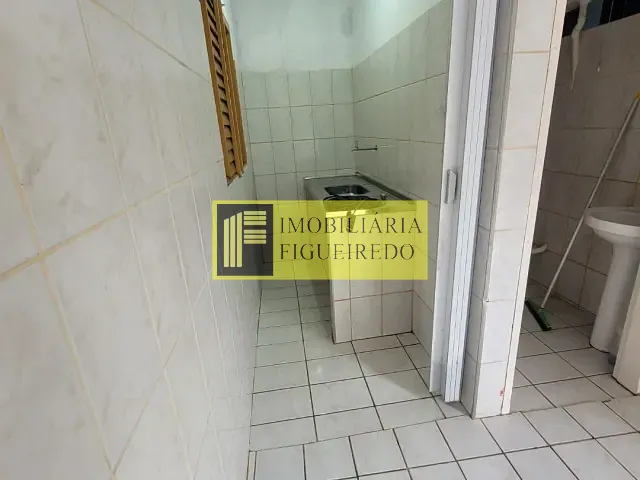 Loja com 25m², para alugar, no bairro Solo Sagrado I em São José do Rio Preto