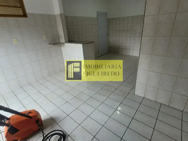 Loja com 25m², para alugar, no bairro Solo Sagrado I em São José do Rio Preto
