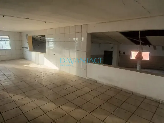 Loja com 695m², à venda, no bairro Jardim Rosa Cruz em Mogi Guaçu