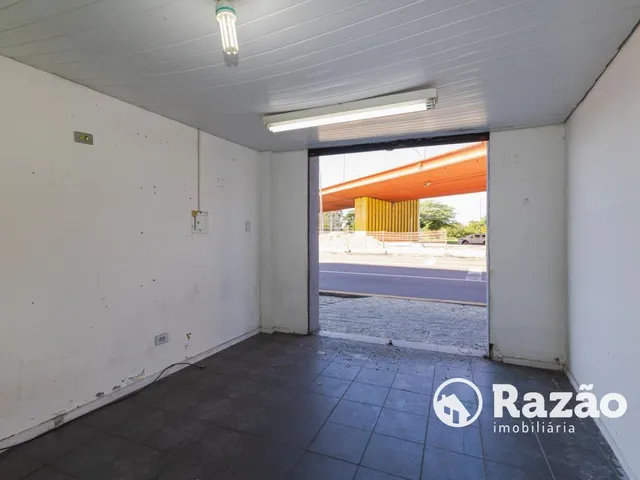 Loja para alugar, no bairro Cristo Rei em Curitiba