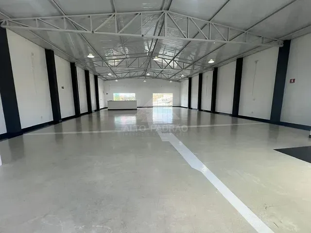 Loja com 246m², para alugar, no bairro Jardim Primavera em Mauá