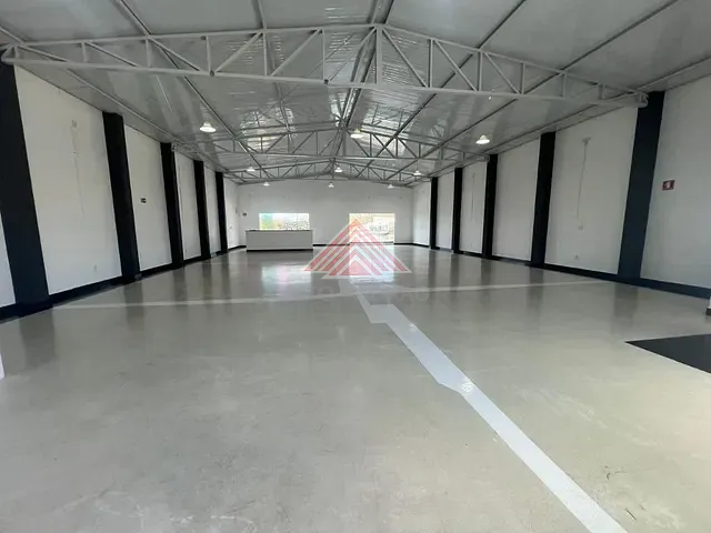 Loja com 246m², para alugar, no bairro Jardim Primavera em Mauá