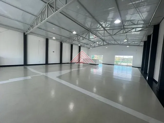 Loja com 246m², para alugar, no bairro Jardim Primavera em Mauá