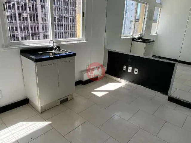 Loja para alugar, no bairro Centro Histórico em Porto Alegre