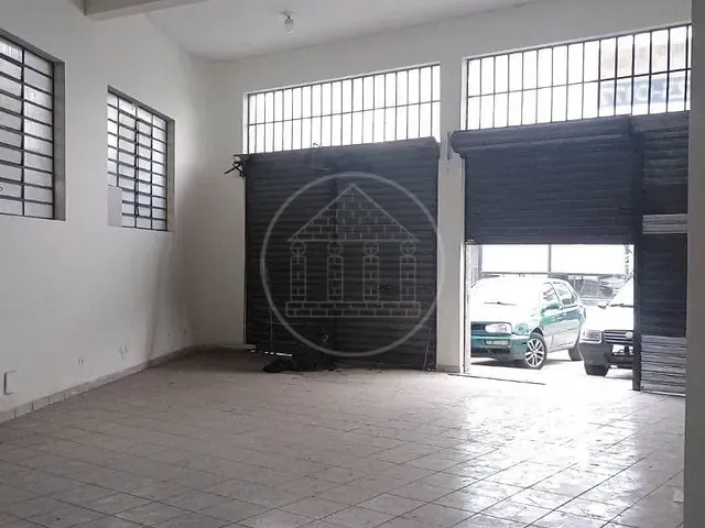Loja com 667m², para alugar, no bairro Capela do Socorro em São Paulo