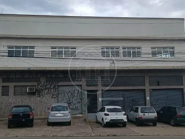 Loja com 667m², para alugar, no bairro Capela do Socorro em São Paulo