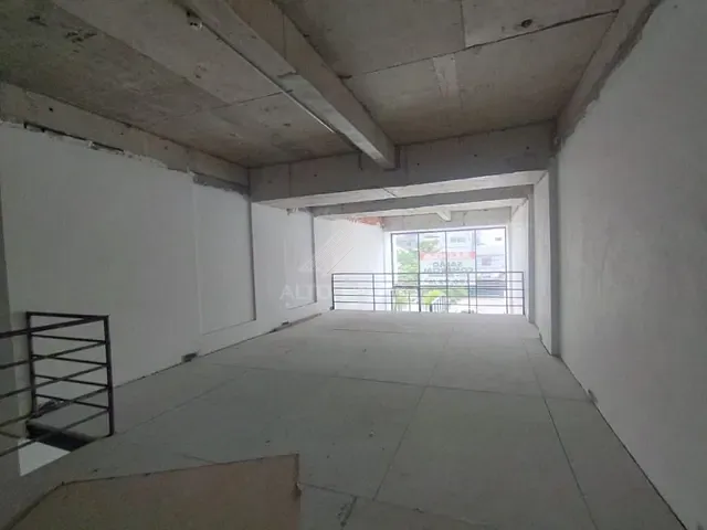 Loja com 191m², para alugar, no bairro Jardim Pilar em Mauá