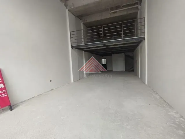 Loja com 191m², para alugar, no bairro Jardim Pilar em Mauá