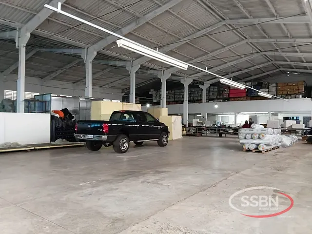 Loja com 4000m², para alugar, no bairro Centro em Nova Odessa