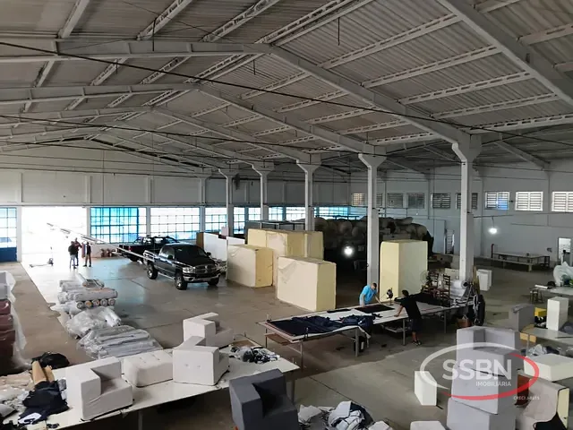 Loja com 4000m², para alugar, no bairro Centro em Nova Odessa