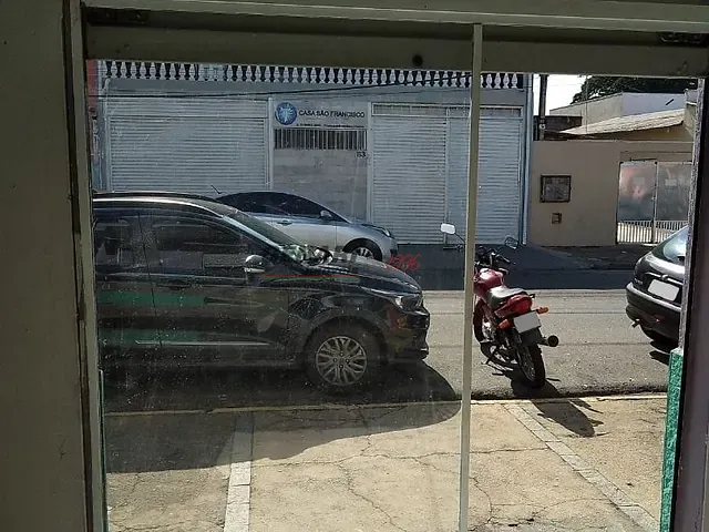 Loja com 262m², para alugar, no bairro Jardim California em Indaiatuba