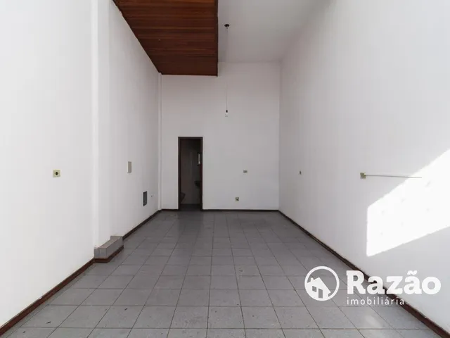 Loja para alugar, no bairro Prado Velho em Curitiba